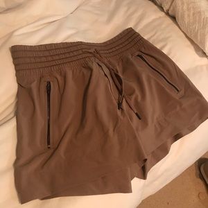 Athleta Tan High Rise Tie Shorts
